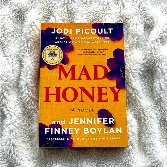NEW! Mad Honey Novel by Jodi Picoult and Jennifer Finney Boylan - Picture 1 of 7